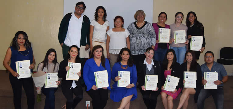 docentes-de-la-ug-reciben-certificacion-federacion-mexicana-colegios-enfermeria-ug-ugto