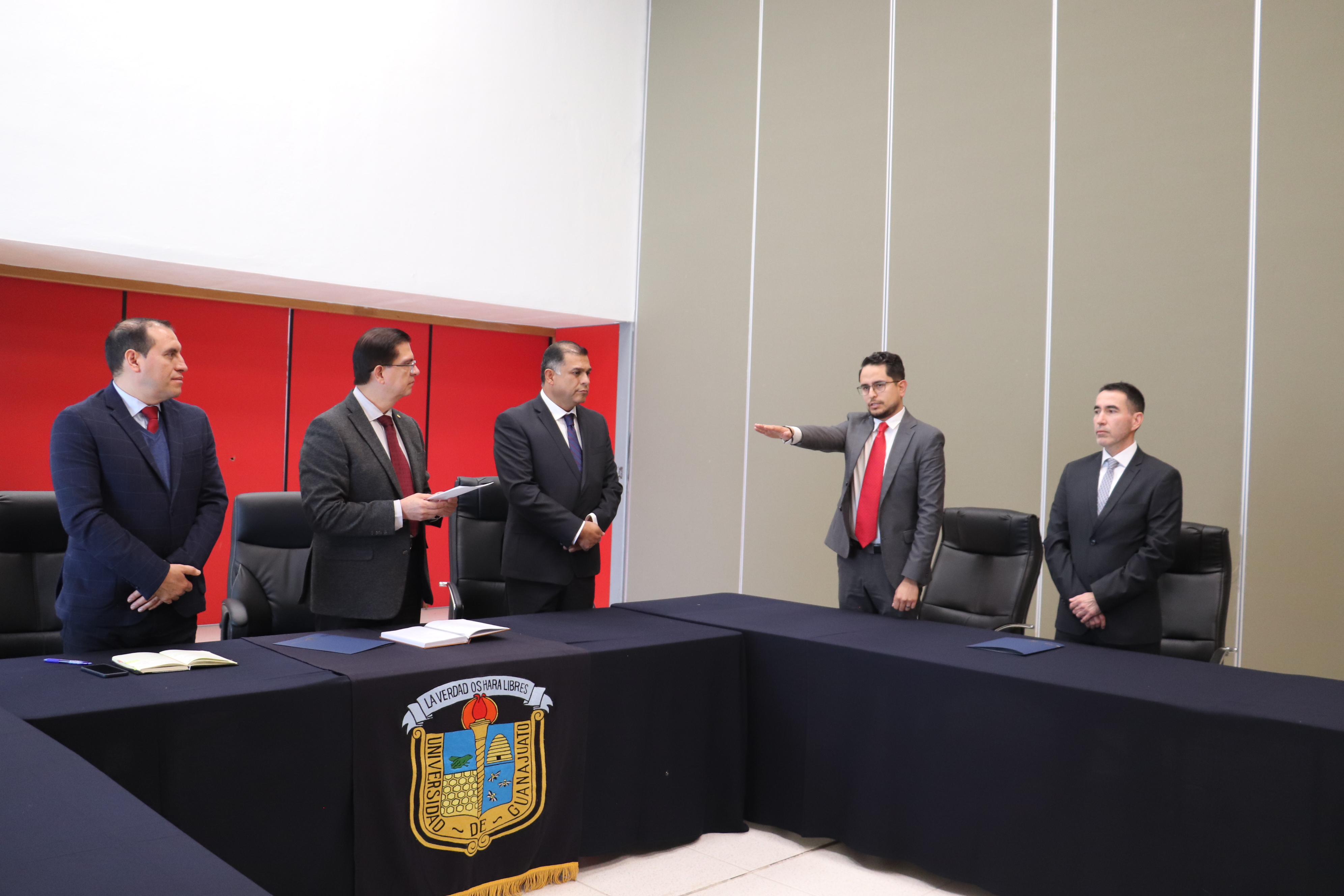 Toma de protesta Dr. Carrillo Viramontes