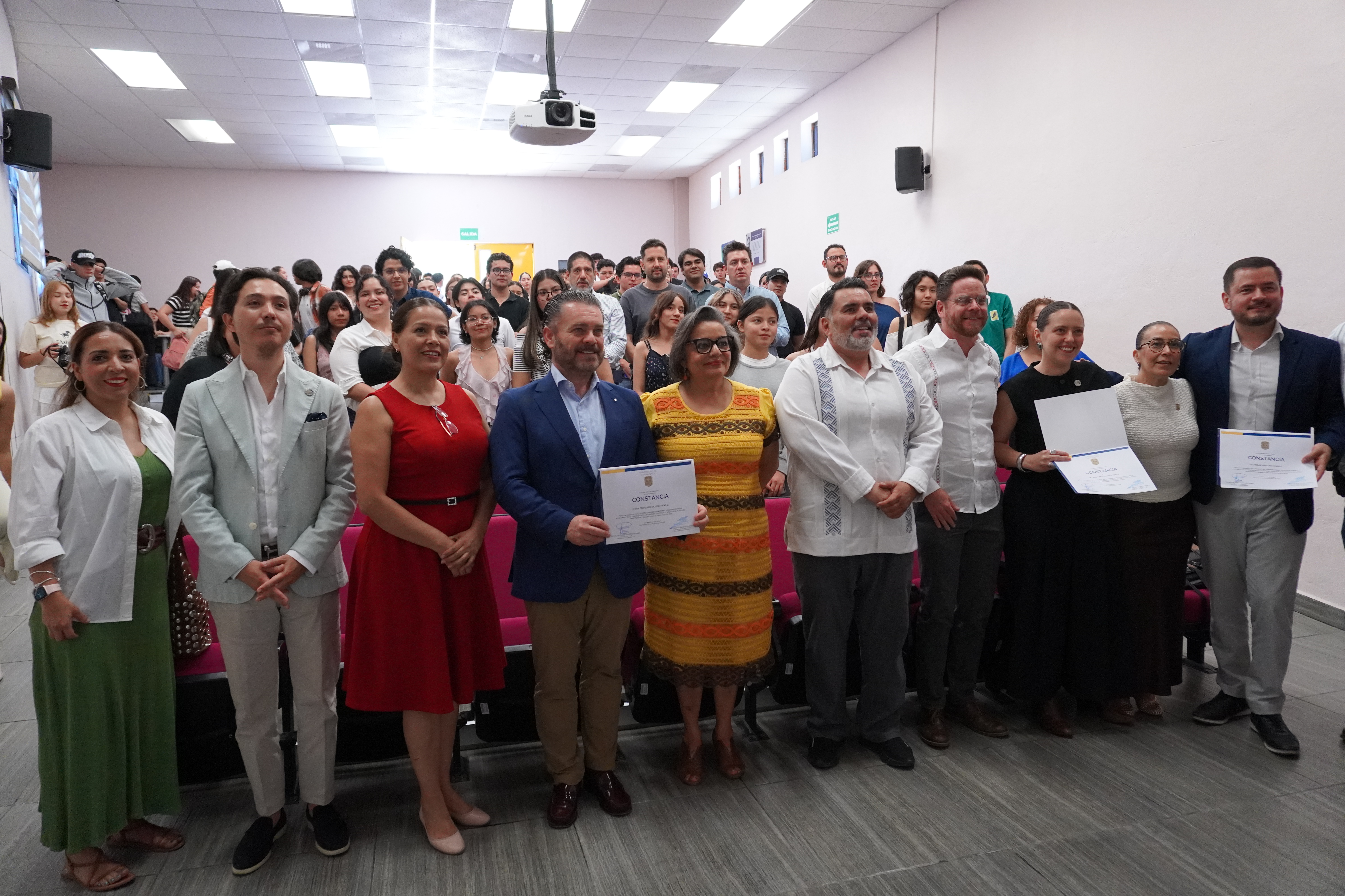 Conversatorio De la Universidad a la Empresa Turística - DCEA