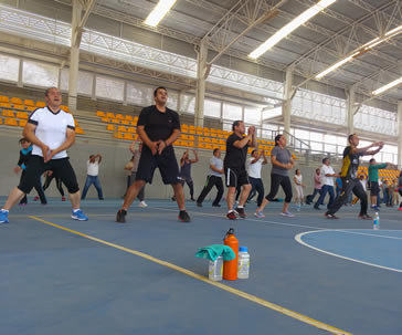 Comunidad UG promueve una vida saludable con actividades deportivas