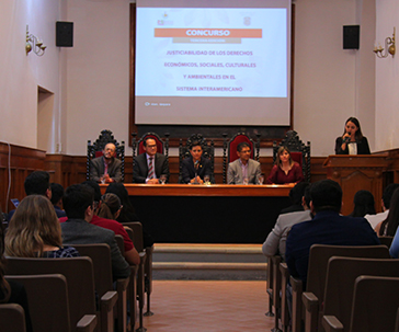 Estudiantes debaten sobre Derechos Humanos en la UG