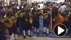 Participación de la estudiantina de la Universidad de Guanajuato