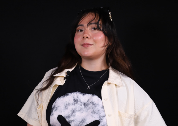 Estudiante UG crea y dirige sala para promover la lectura desde la infancia