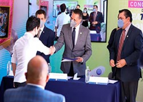 UG presenta equipos ganadores del Concurso de Creatividad e Innovación  