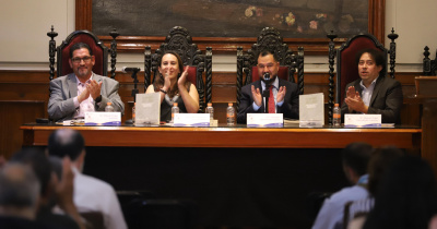 Presentan en la UG “El mundo del libro. Los tesoros bibliográficos en la Biblioteca Armando Olivares”