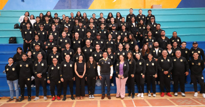 Abanderan a deportistas que representarán a la UG en fase nacional de la Universiada 2023 