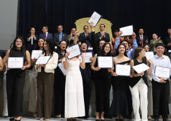 Campus Guanajuato celebra el egreso de nueva generación de profesionistas en Ciencias Naturales y Exactas