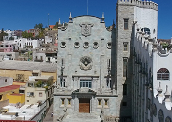 Emite UG acuerdo marco para la adaptabilidad de actividades académicas ante la contingencia 