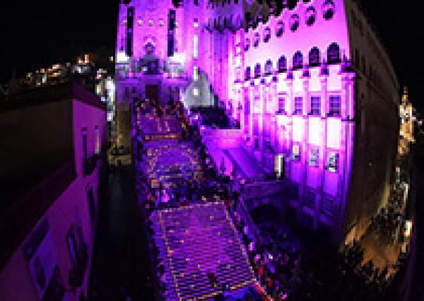 UG fomenta tradiciones en el marco del Día de Muertos 