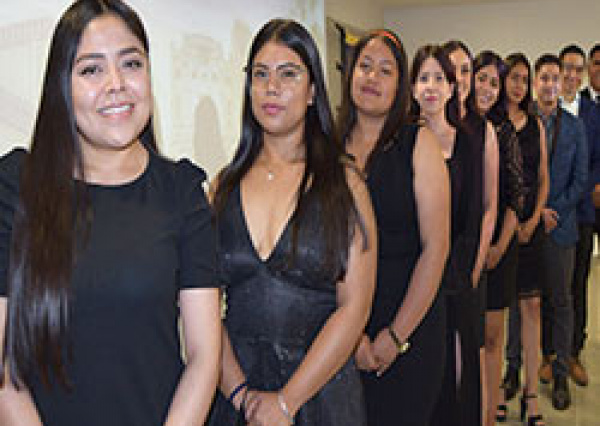 Estudiantes de Agronegocios apoyan a pequeñas empresas