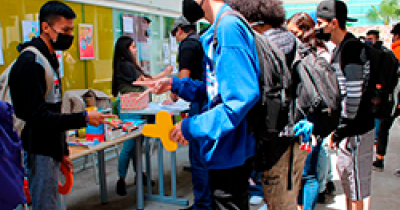 Llevan feria de servicios para el desarrollo estudiantil a Irapuato, Salamanca, Yuriria y Tierra Blanca 