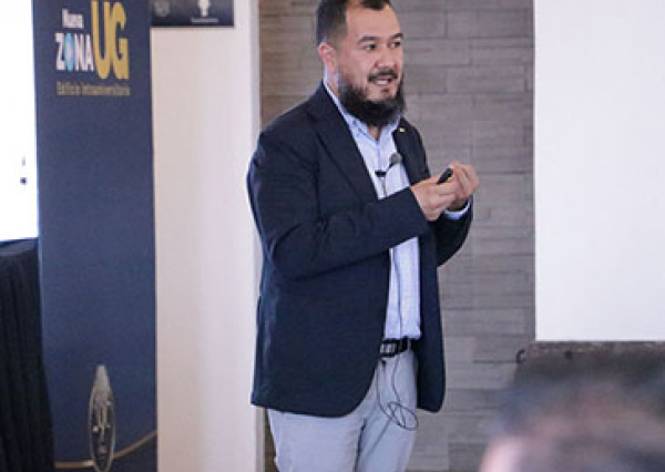 Con jornada en Gestión Universitaria inicia actividades el Centro de Estudios de la UG