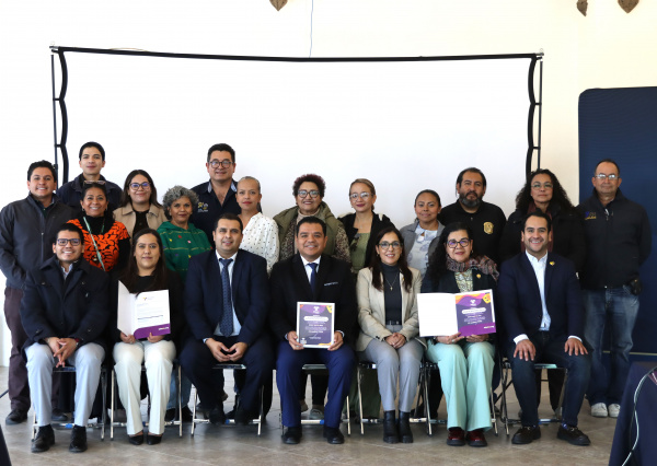 CRIT entrega reconocimientos a las Escuelas de Nivel Medio Superior de la UG por la campaña de Boteo Teletón 2025