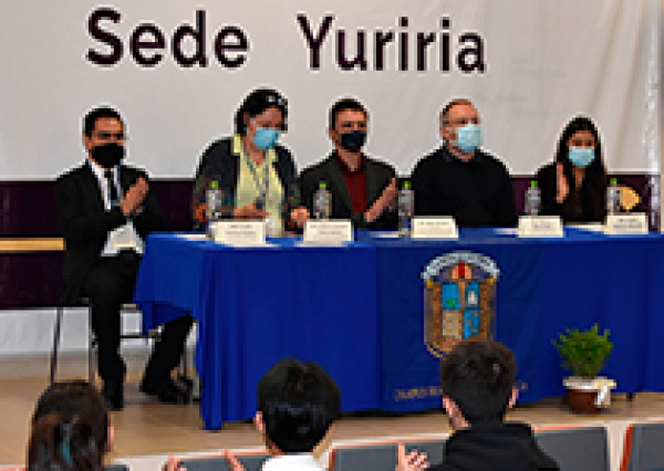 Las y los egresados de la Maestría en Administración de Tecnologías regresan a su alma máter a compartir experiencias 