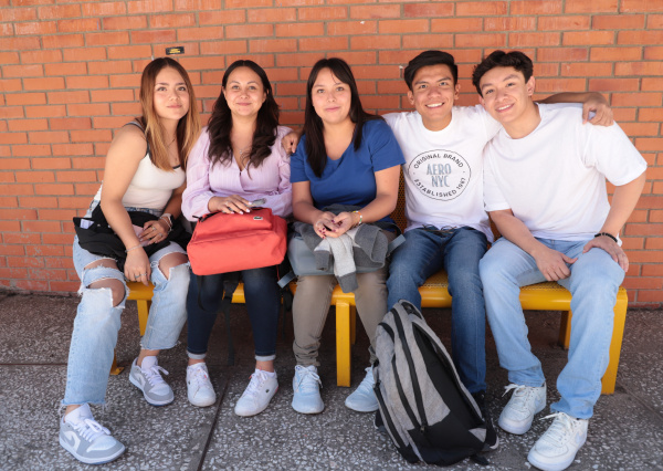 Recibe “La Colmena” a más de 12 mil nuevas “Abejas UG