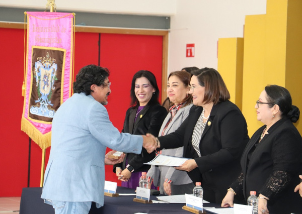 La UG agradece y reconoce el trabajo del personal jubilado