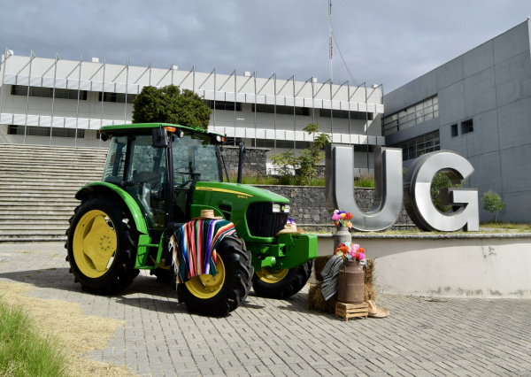 Analizan en UG la innovación, equidad y desafíos ambientales del sector agroalimentario 