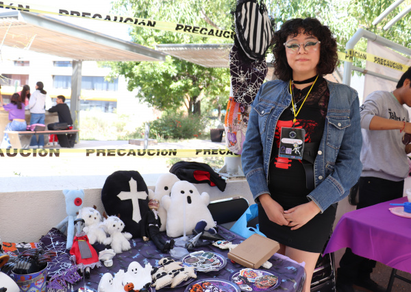 Exitosa Expo “Halloween” en Sede Marfil de la UG