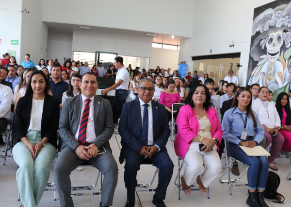 Consiguen estudiantes vinculación laboral en la 10ª Jornada Universitaria de Desarrollo Profesional