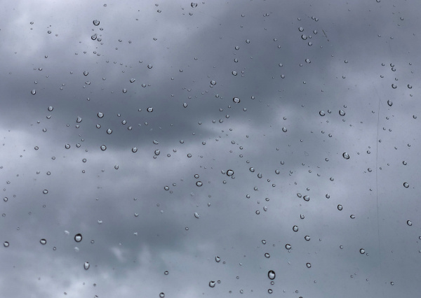 Meteorólogo de la UG anticipa lluvias y días nublados