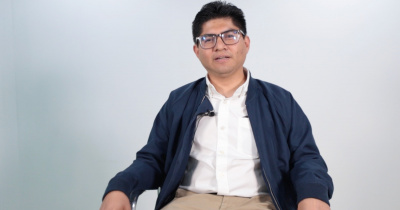 “Esquemas para construir una ventana” es el nuevo libro del Mtro. José Antonio Banda Rangel, profesor de la ENMS Irapuato