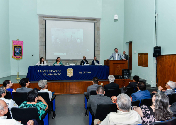 Se inaugura en la UG el Centro de Simulación en Ginecología y Obstetricia