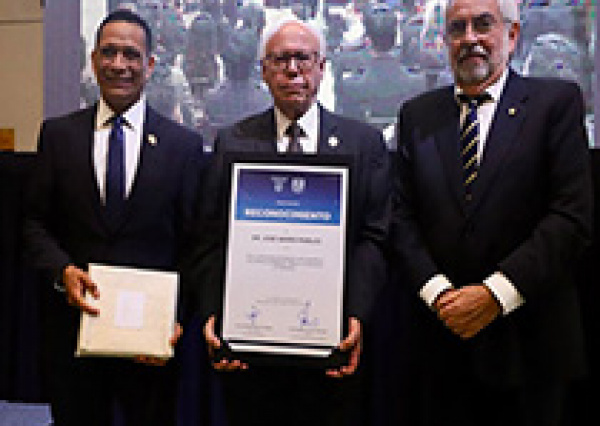 Con una conferencia del Dr. José Narro, inauguran la Cátedra Extraordinaria de Educación para el Desarrollo Social y Humano 