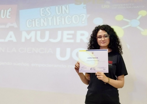 Alumna UG es reconocida por la Sociedad Internacional de Óptica como una de sus 100 líderes estudiantiles