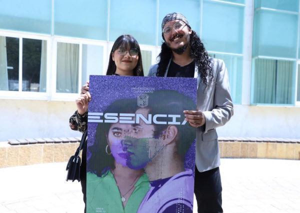 Se presentó la nueva edición de la Revista Universitaria Esencia 