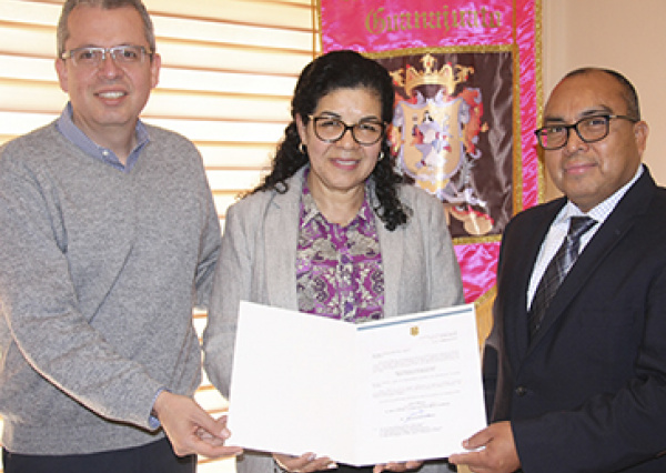 Designan a la Mtra. Ma. Teresa Sánchez Conejo como Directora de la ENMS de Salamanca