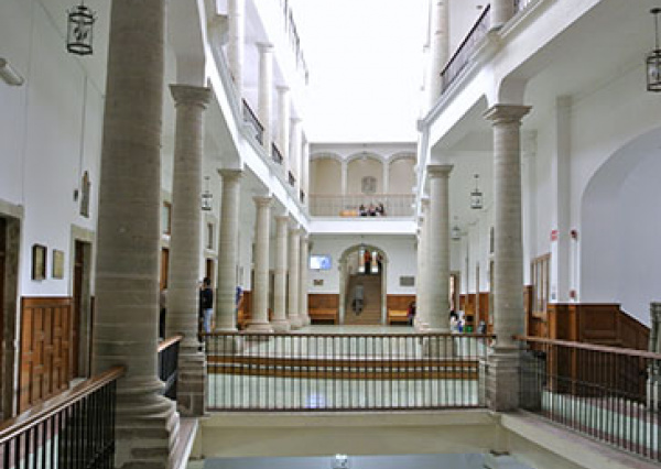 Con la creación de un Campus Digital y la optimización de su infraestructura, UG se transforma con PROOESA 