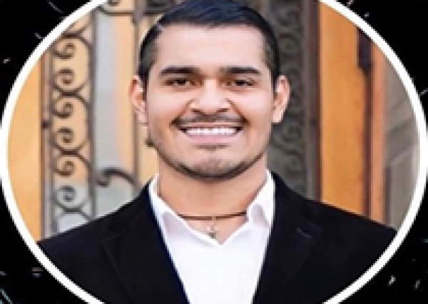 Impulsan proyecto para evaluar el nivel de inglés de estudiantes de la UG a través del examen TOEFL ITP