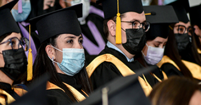 Culminan estudios 64 especialistas en Enfermería de la UG 