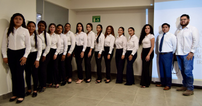 Estudiantes de Agronegocios UG se vinculan con nuevas empresas para identificar su mercado potencial