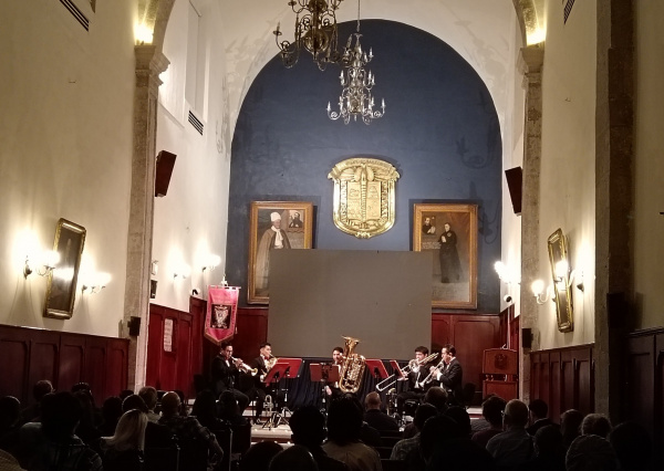 Vientos y cuerdas guían los conciertos de solistas de la OSUG