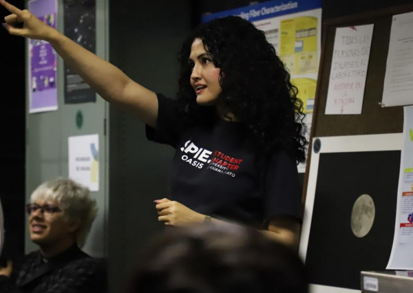 Como mujer, tienes que dejar de dudar de ti: Diana Moreno, ingeniera UG