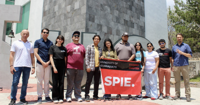 Capítulo Estudiantil UG recibe por segunda ocasión reconocimiento internacional SPIE Outreach Grant