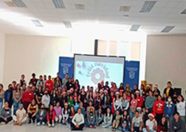 Destacan por su excelencia estudiantes del Programa Equidad Regional 