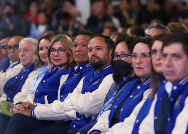 Gloria y Honor al Deporte UG: Comunidad universitaria y sociedad celebran renovación total de la Unidad Nieto Piña