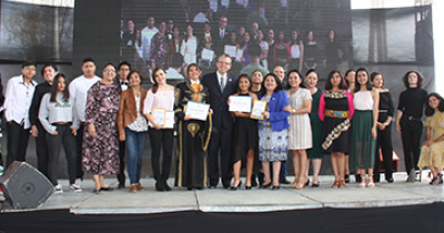 Celebran décimo aniversario del concurso Institucional de Canto en el Colegio del Nivel Medio Superior