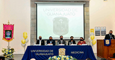Licenciatura en Médico Cirujano de la UG obtiene reacreditación que la avala como programa de calidad internacional  