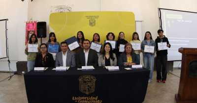 Premian a estudiantes del nivel medio superior en el 9º Concurso de Diseño de Cartel de Cultura del Agua, 