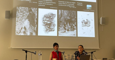Egresada y estudiante de la UG llevan reflexión sobre arte, territorio y extractivismo a congreso internacional en París