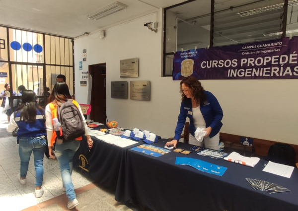 Realiza División de Ingenierías su Jornada de Puertas Abiertas 