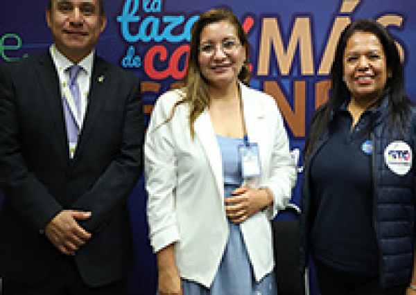 Participa UG en reto para romper dos Record Guinness