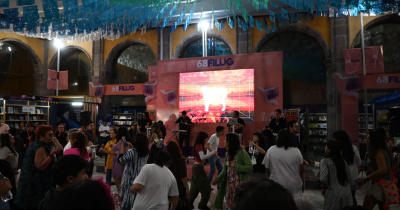 Con música, presentan el libro Yo soy la cumbia en la FILUG