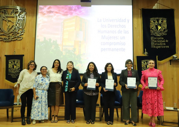 Lideresas académicas comparten reflexiones en panel sobre los derechos humanos de las mujeres en las universidades
