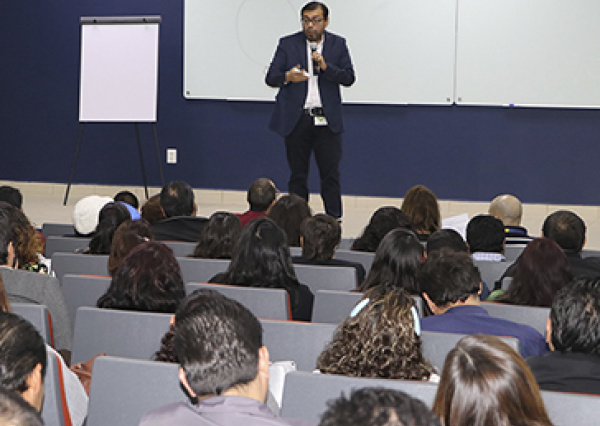 Participan profesores en capacitación sobre Derechos Humanos