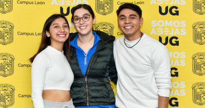 Se integran 135 abejas a “La Colmena Universitaria” de la División de Ciencias de la Salud del Campus León UG