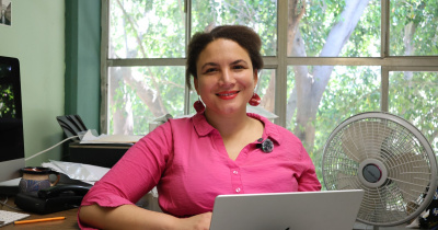 Entender el universo a través de sus fuerzas fundamentales: La Dra. Nana Geraldine Cabo Bizet explora algunos de los grandes enigmas de la física moderna